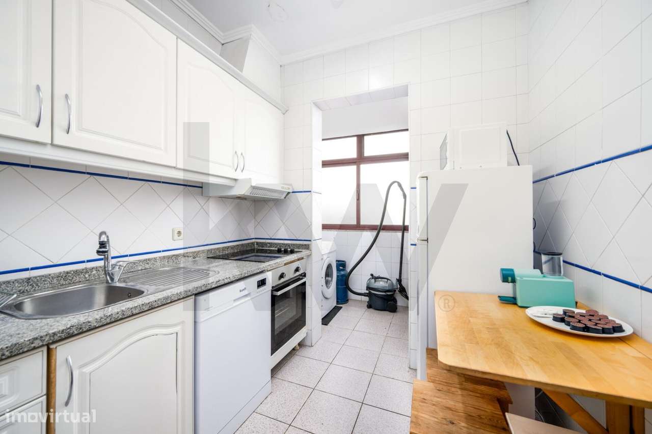 Arrendamento — Moradia T3+1 mobilada e com grande terraço no Jardim Mo - Grande imagem: 4/21