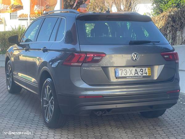 VW Tiguan 2.0 TDI Confortline DSG - 5