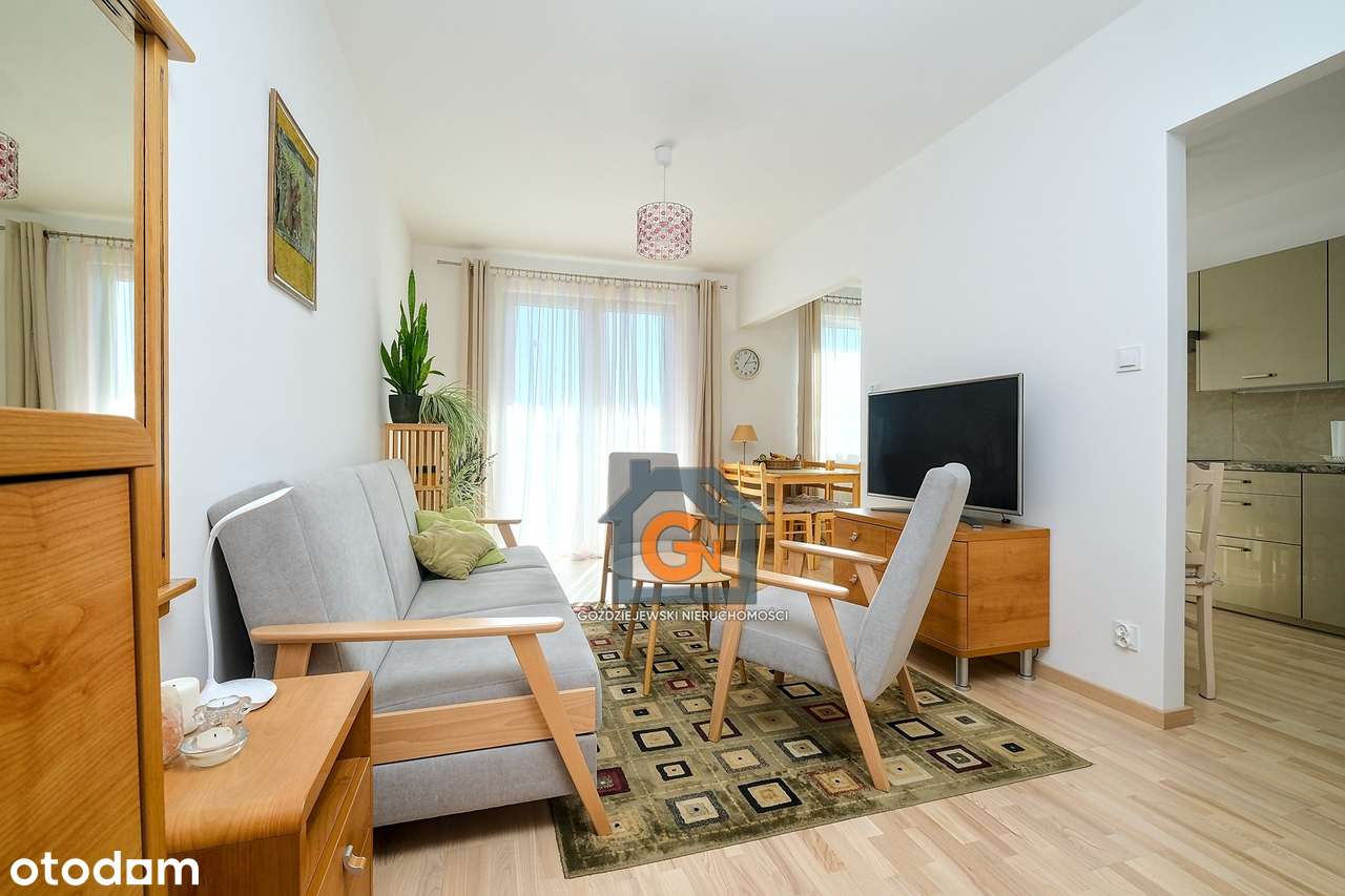 Sprzedam 4 pok mieszkanie o pow. 90m2 + miejsce parkingowe w garażu.-6