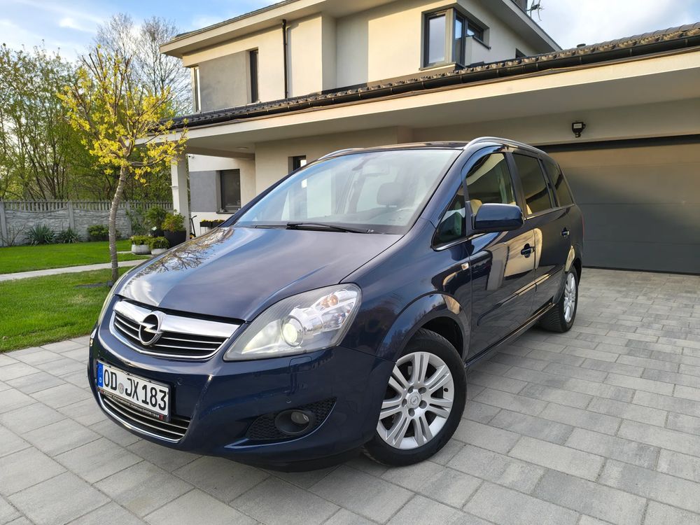 Opel Zafira B 1.6 ECOFLEX Family Plus 2010