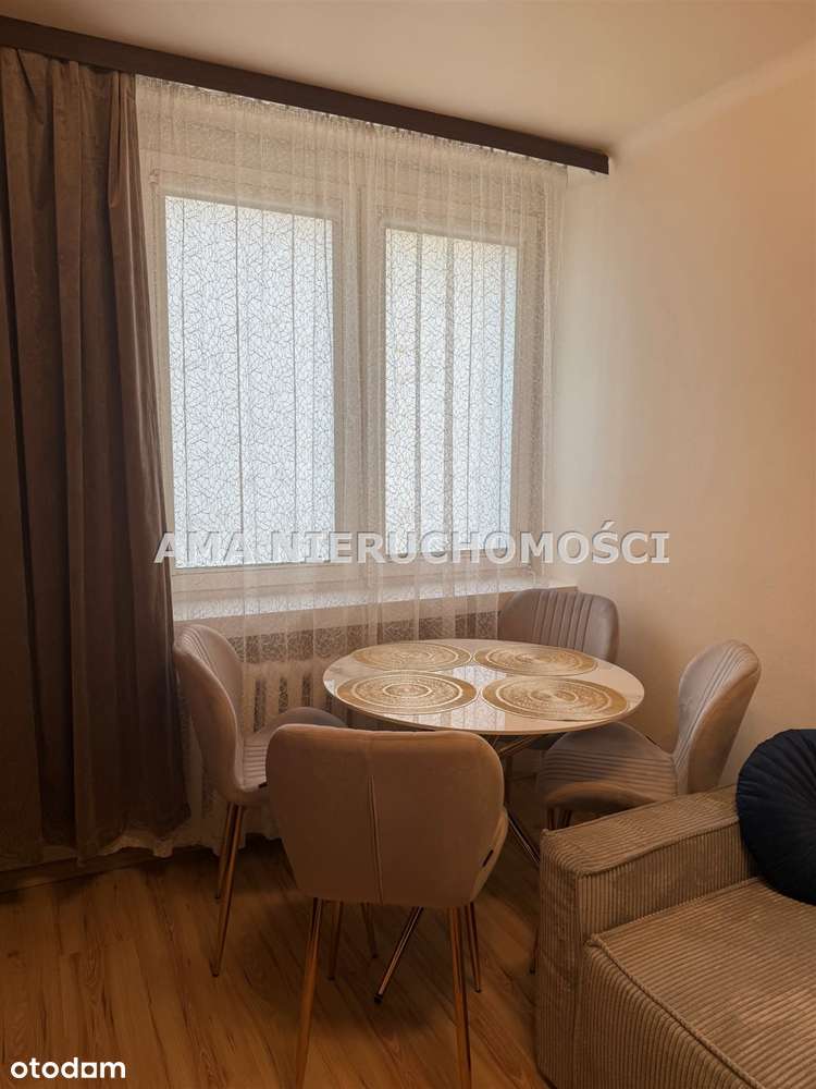 Odnowione, 2-pokojowe mieszkanie w centrum miasta - Pełny obrazek: 4/14