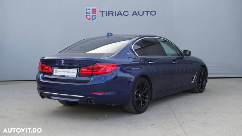 BMW Seria 5 530e Aut. Luxury Line - 6