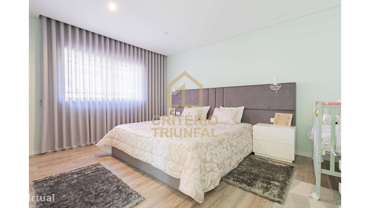 Moradia T3 com Habitação T2 Independente-20