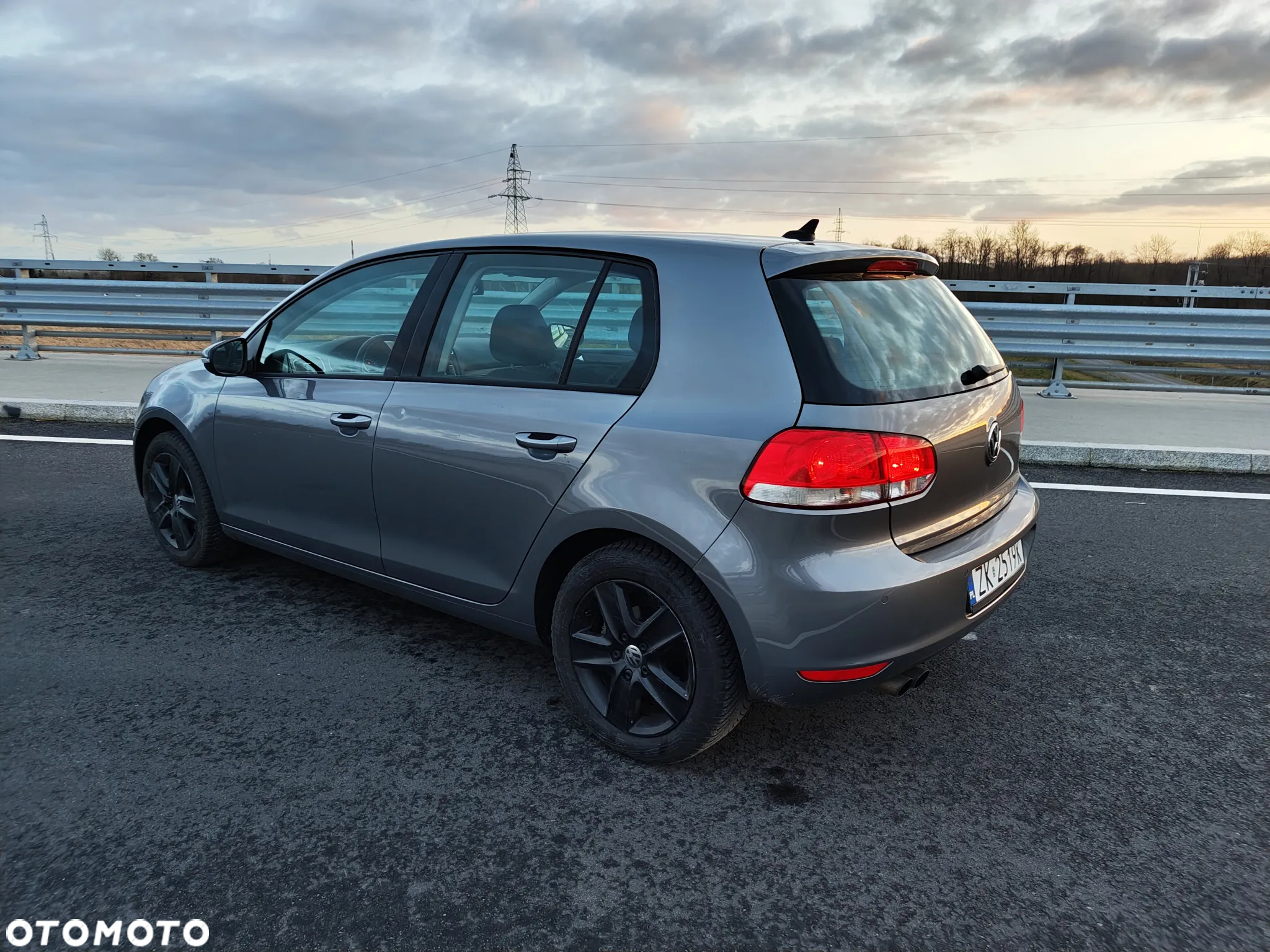 Volkswagen Golf VI 2.0 TDI Comfortline - 7