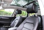 Volkswagen Passat 1.6 TDI Perfectline - 16