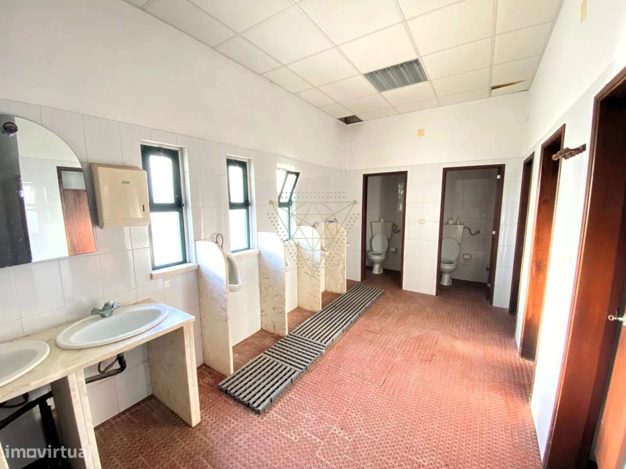 Armazém  Venda em Biscainho,Coruche-22