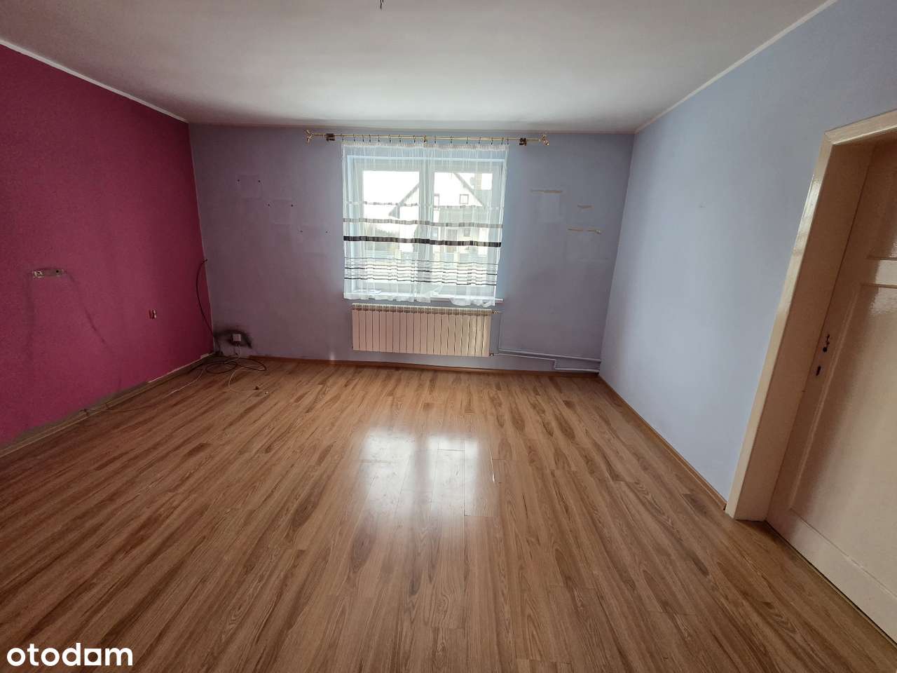 Dom bliźniak z garażem, budynkami gospodarczymi i piwnicą w Śmiglu-8