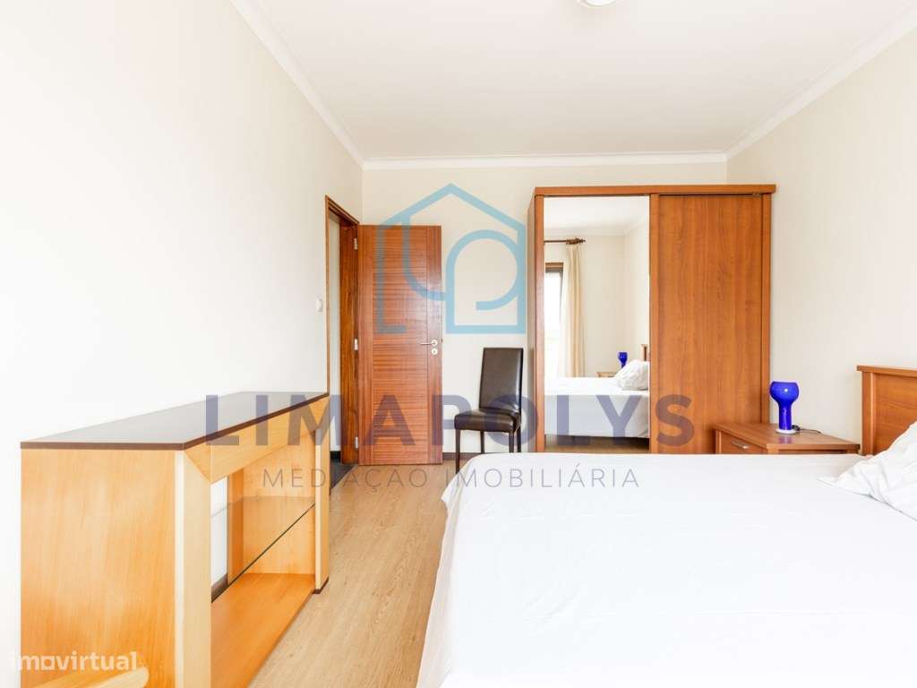 Moradia T4 com Vista Mar a 50m da Praia - Oportunidade Única!-24