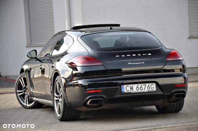 Porsche Panamera 4 Edition - 10