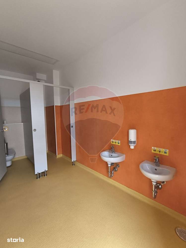 Spațiu comercial de vanzare-17