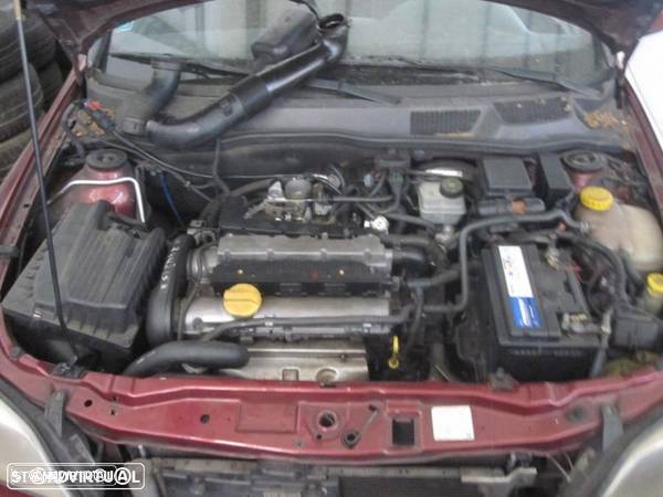 Opel Astra G Combi 1.4 16v de 1999 para peças - 5