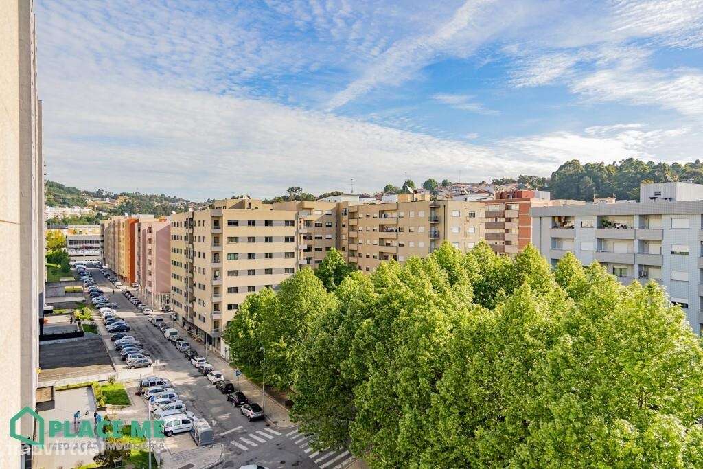 Apartamento T3 junto ao BragaParque, São Victor, Braga-11