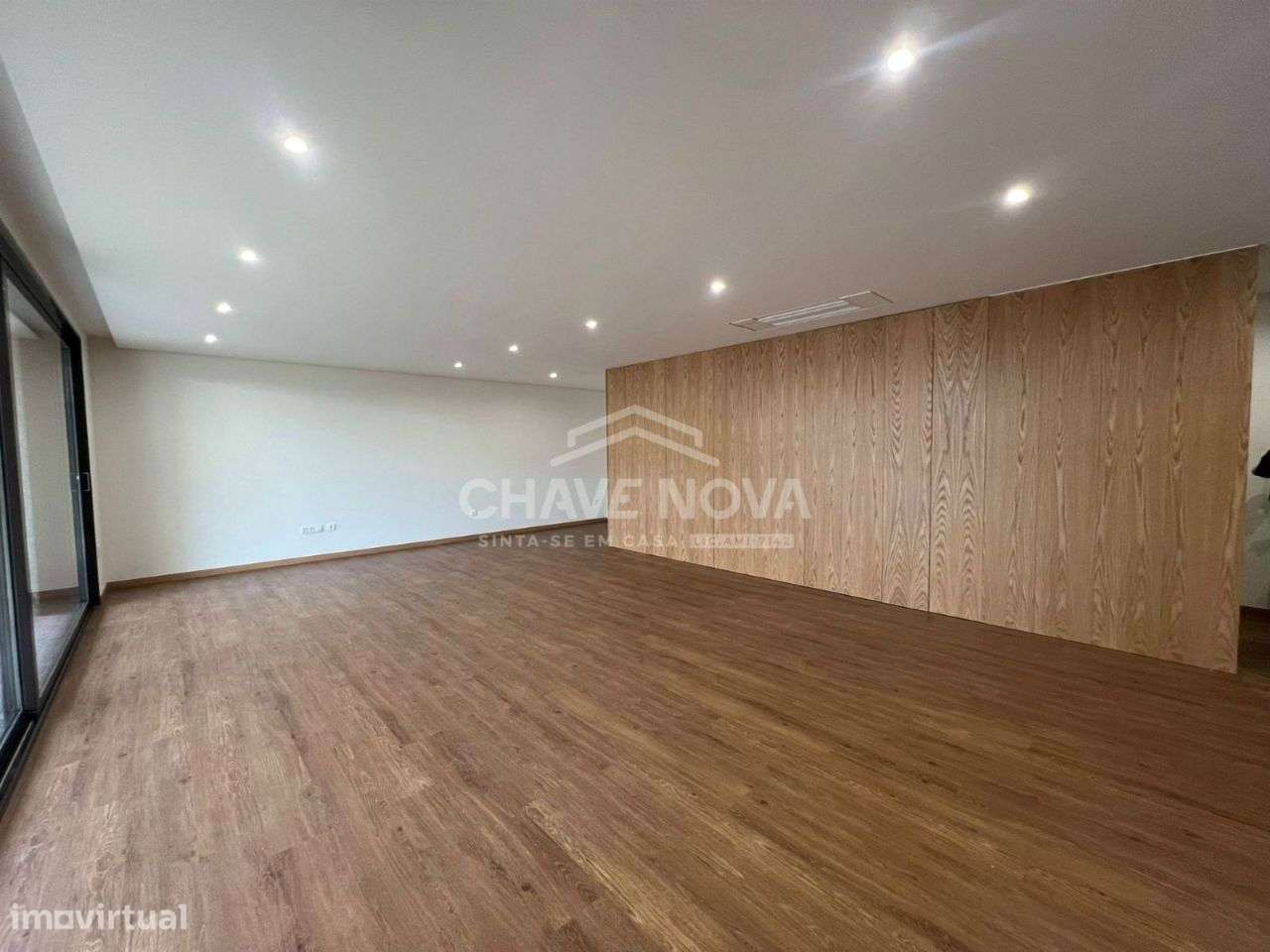 Moradia T3 Nova 2ª linha de mar na Póvoa de Varzim - Grande imagem: 3/17