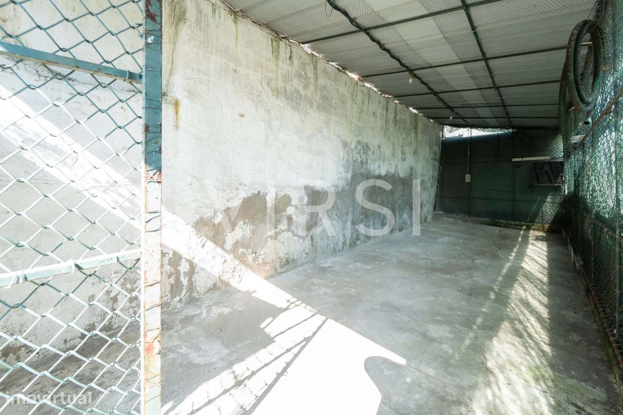 Moradia para remodelar a 3 min do ISCAC-18