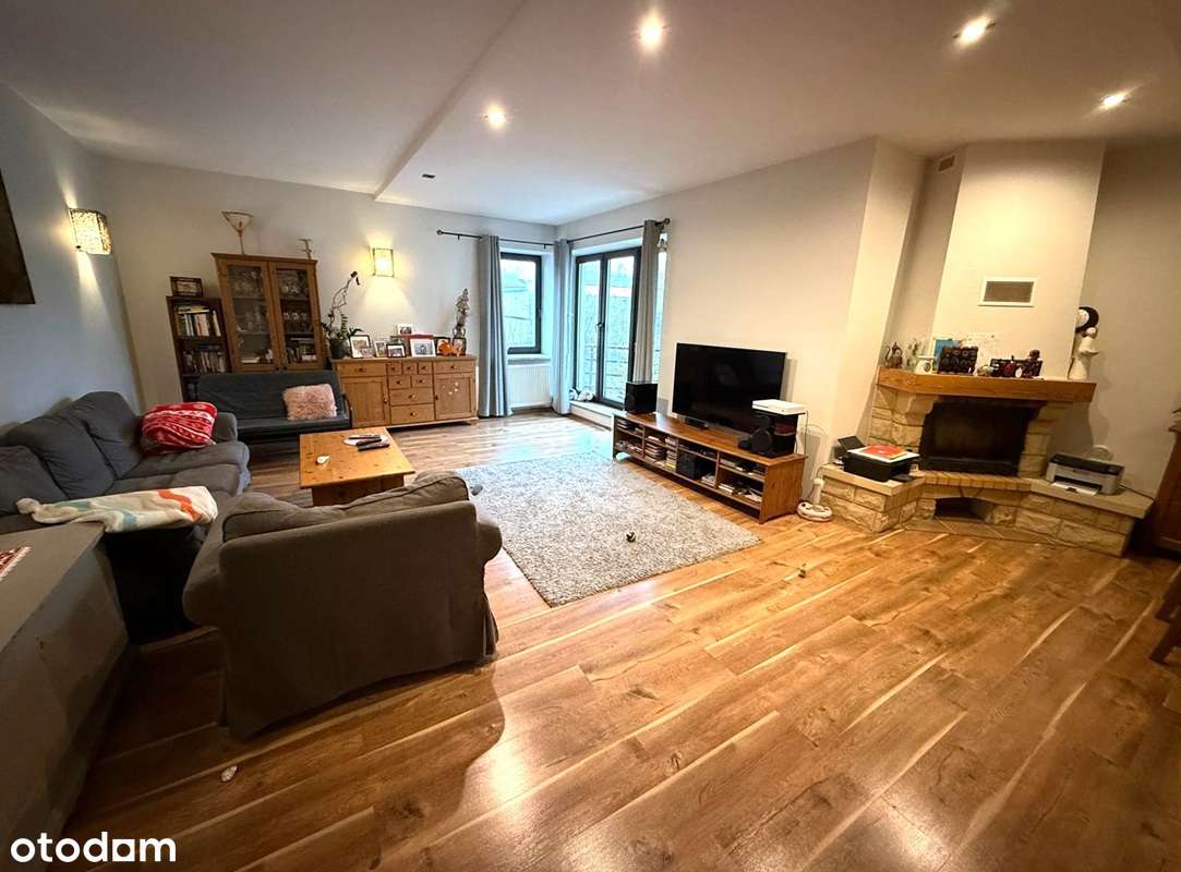 Dom w centrum miasta + lokal użytkowy + apartament!-1