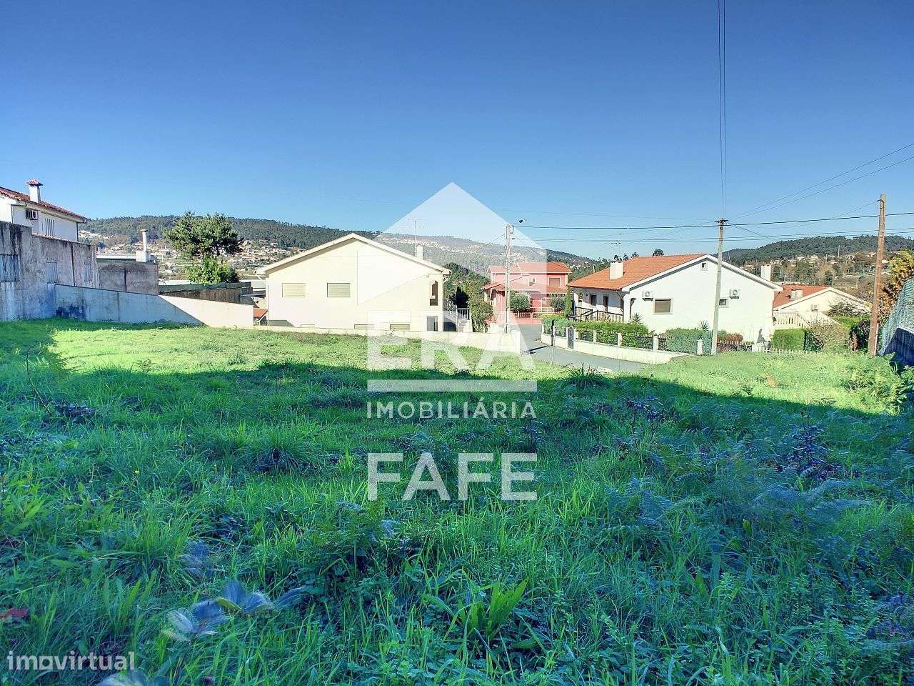 Terreno para construção com 650m2 em Fafe - Grande imagem: 1/7