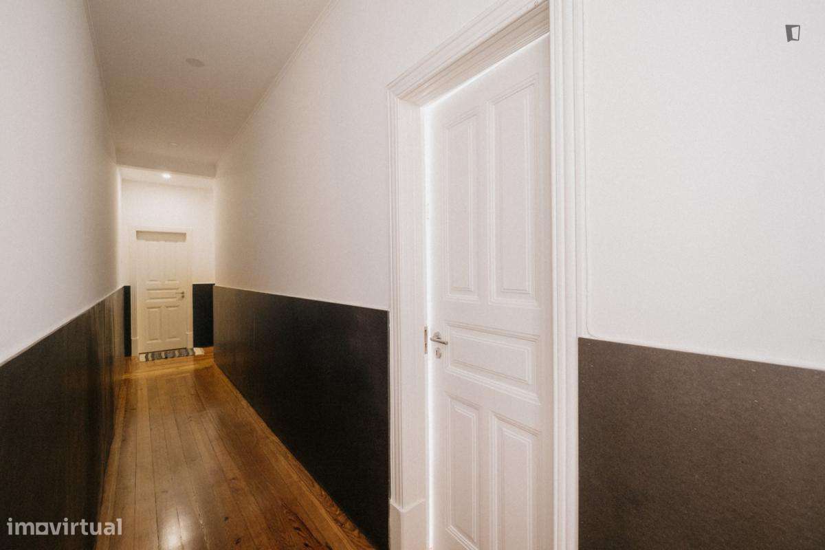 Quarto - localizado em Alcântara Lisbon - Grande imagem: 2/6