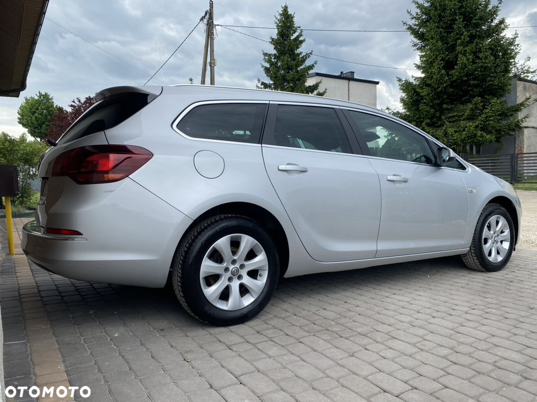 Opel Astra 1.4 Turbo Innovation - 9