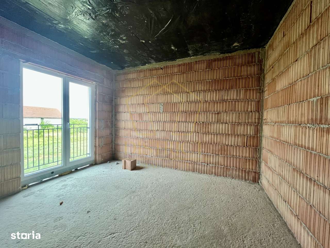 Duplex cu 4 camere | Despărțit prin camera tehnica | Mosnita Noua - Imagine principală: 5/5