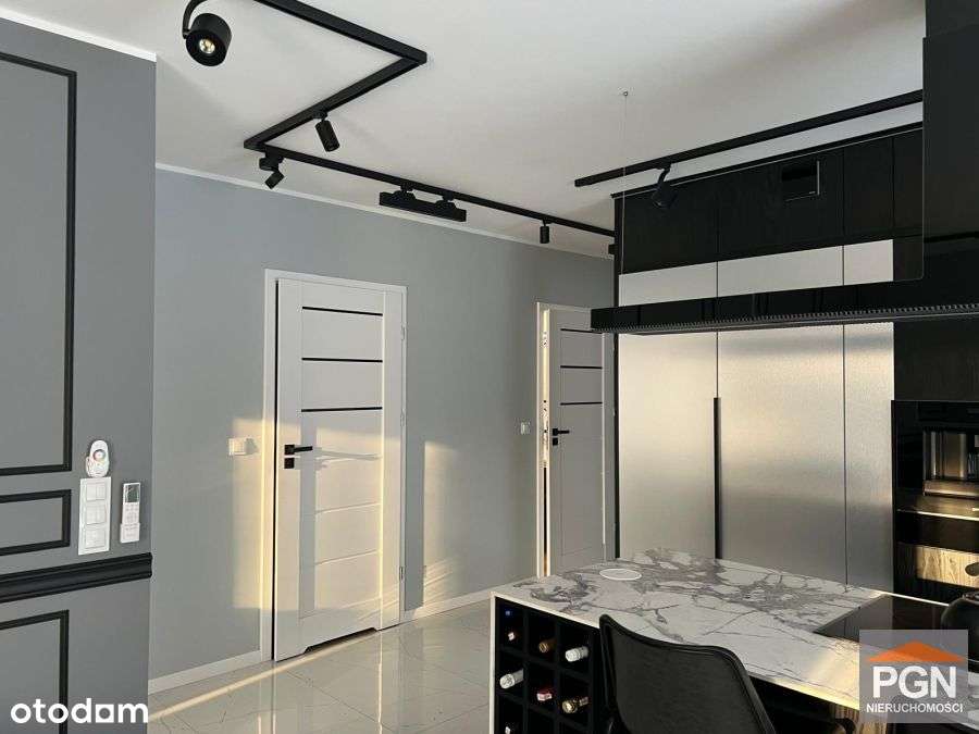 Międzywodzie, Apartament z  Ogródkiem i parkingiem 500 m od plaży-1