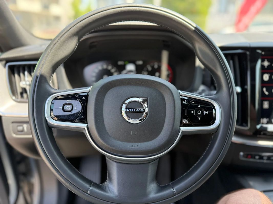 Volvo XC 60 T5 AWD Inscription - 9