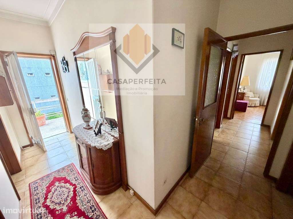 2 Andares Moradia T3 com Terreno, Anexo e Garagem - Avintes-13