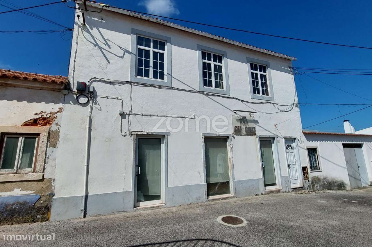 Moradia T4 para Restauro - Grande imagem: 4/33