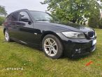 BMW Seria 3 320d DPF Touring Edition Sport - 2