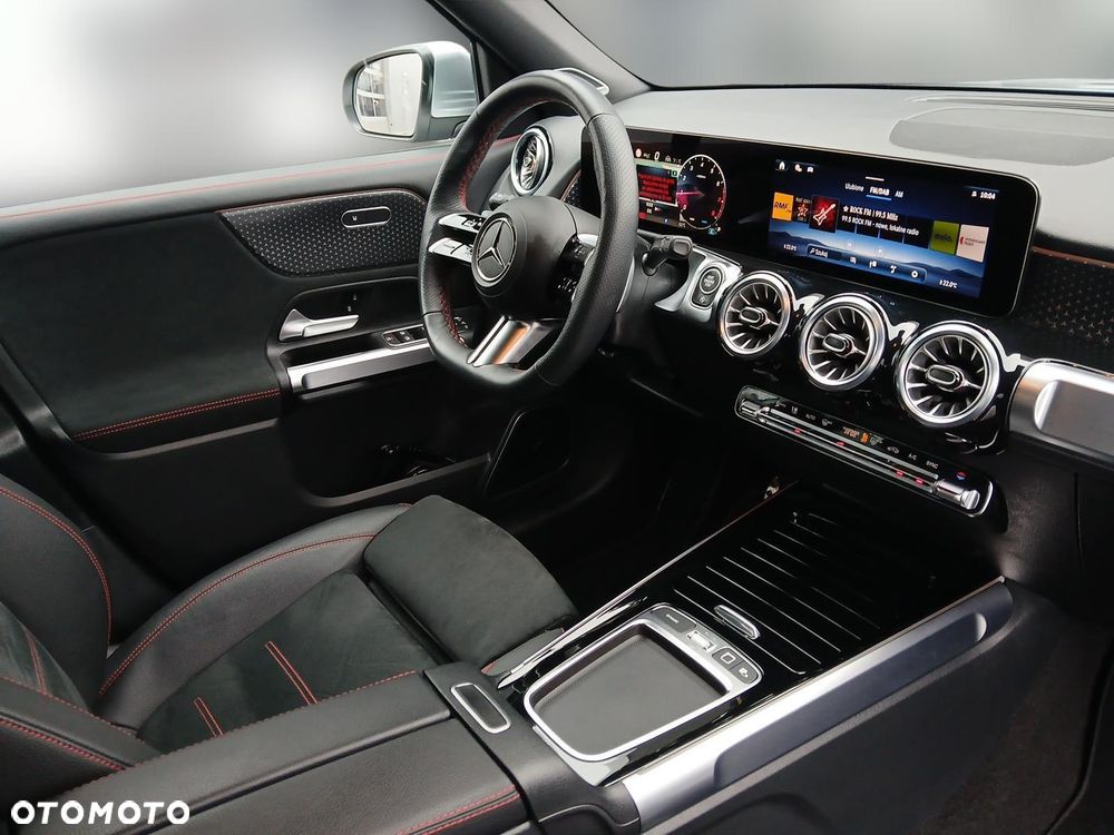 220 4matic 190KM Pakiet AMG Premium Distronic HAK 7os. Burmester FV23%