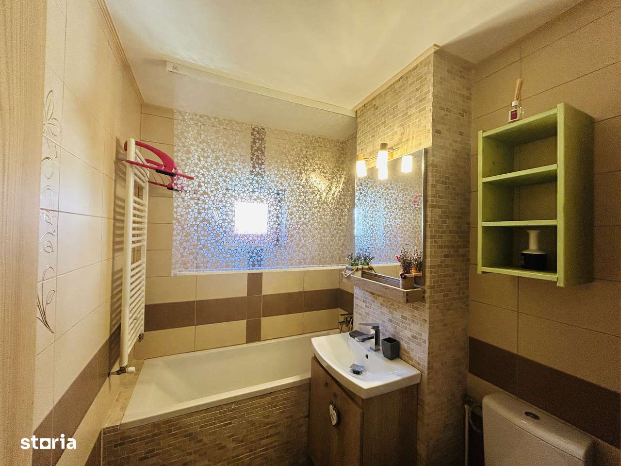 Apartament 3 camere - 80 mp, balcon, pivnita - Dumbravii - Imagine principală: 5/9