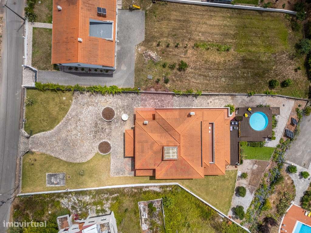 Moradia com Carácter e Encanto com Vista para a Lagoa de Óbidos-48