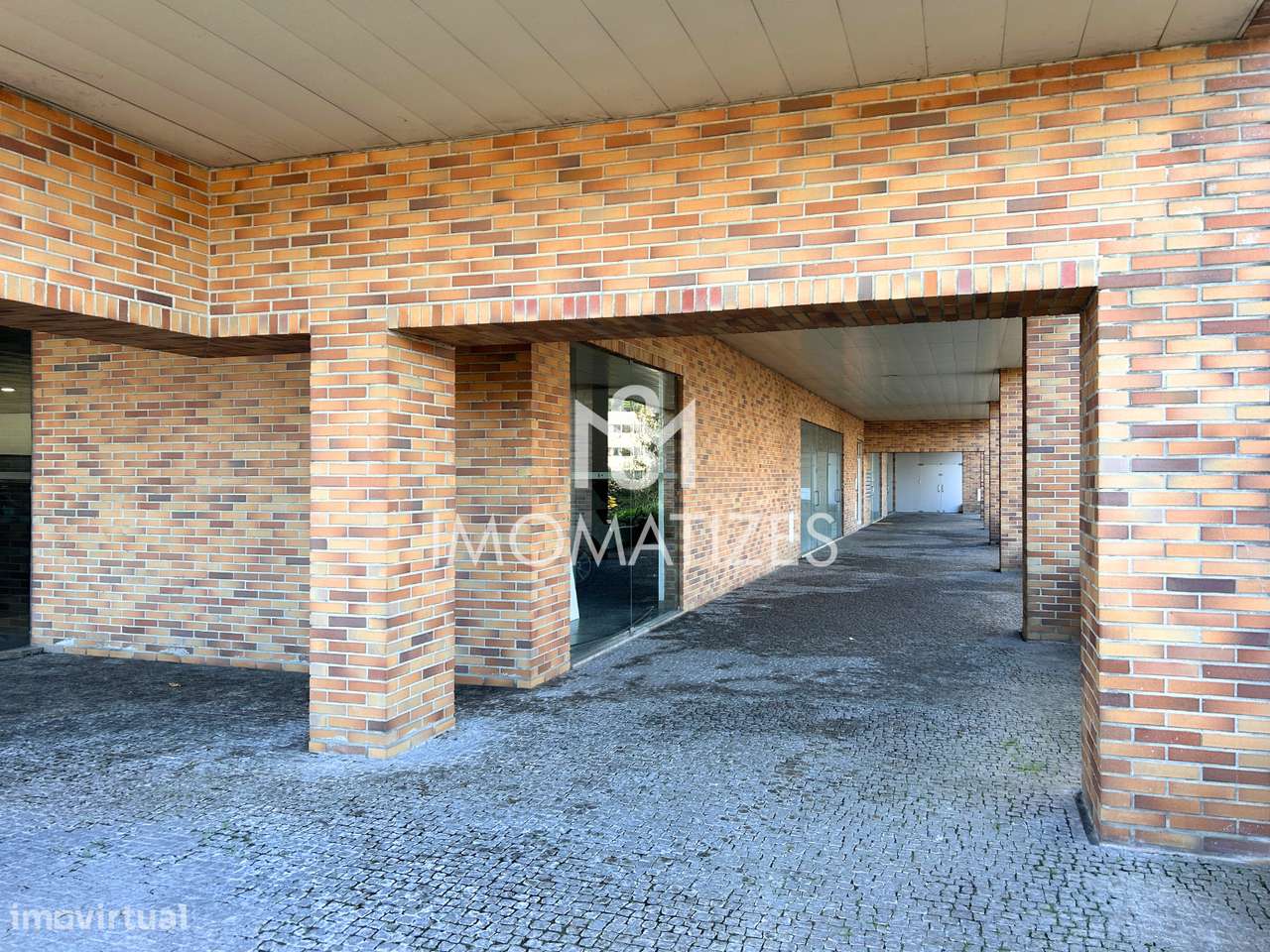 Apartamento T2 com Garagem – Nogueira da Maia-4