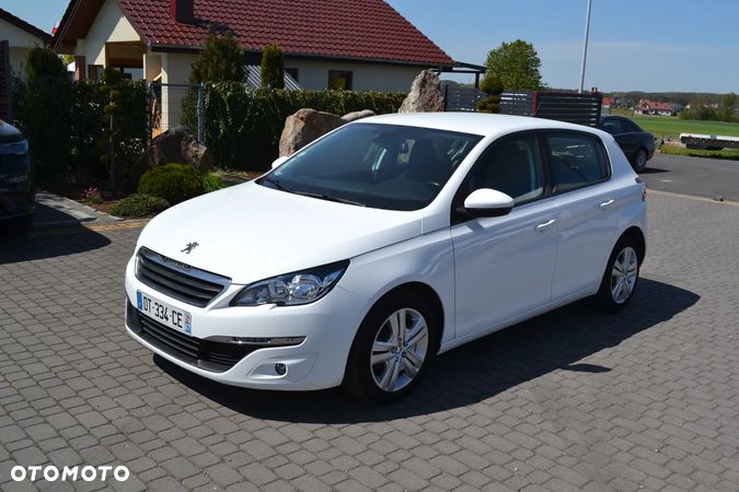 Peugeot 308 - 1