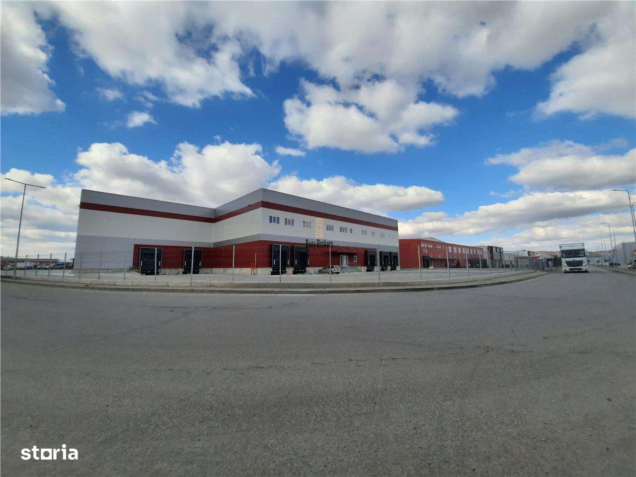 Spatiu Industrial - 2100 mp - Logistica - Productie - Depozitare - Dis - Imagine principală: 5/15