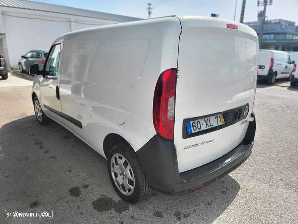 Fiat Doblo Maxi Longa 1.3Multijet 95cv 3Lugares - 4