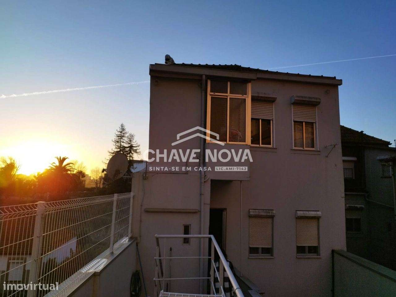 Prédio Habitacional em Zona Histórica do Porto (Virtudes) - Grande imagem: 3/25