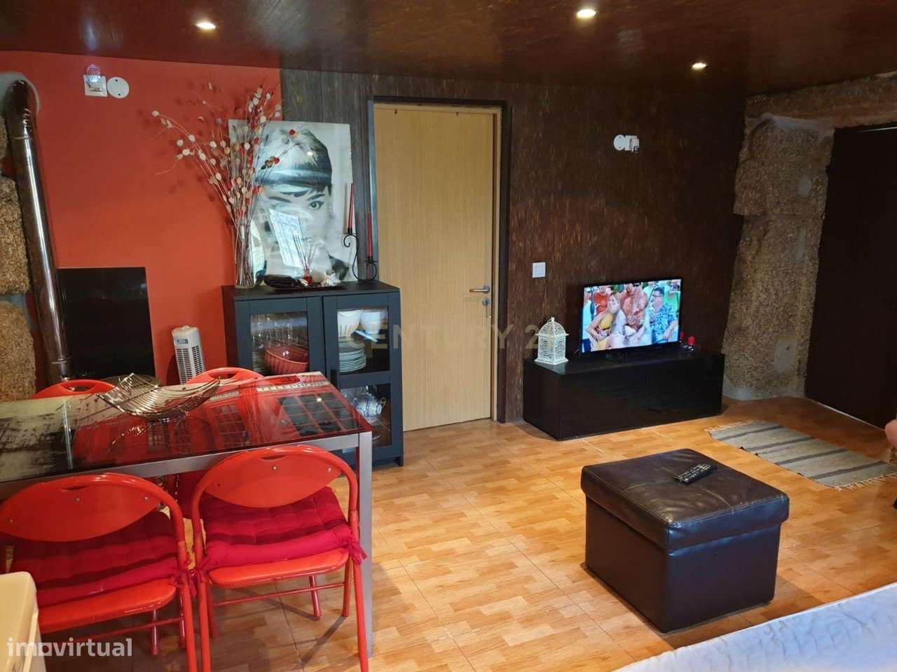 Moradia T1 Totalmente Remodelada em Castelo de Paiva – Fornos - Grande imagem: 5/14