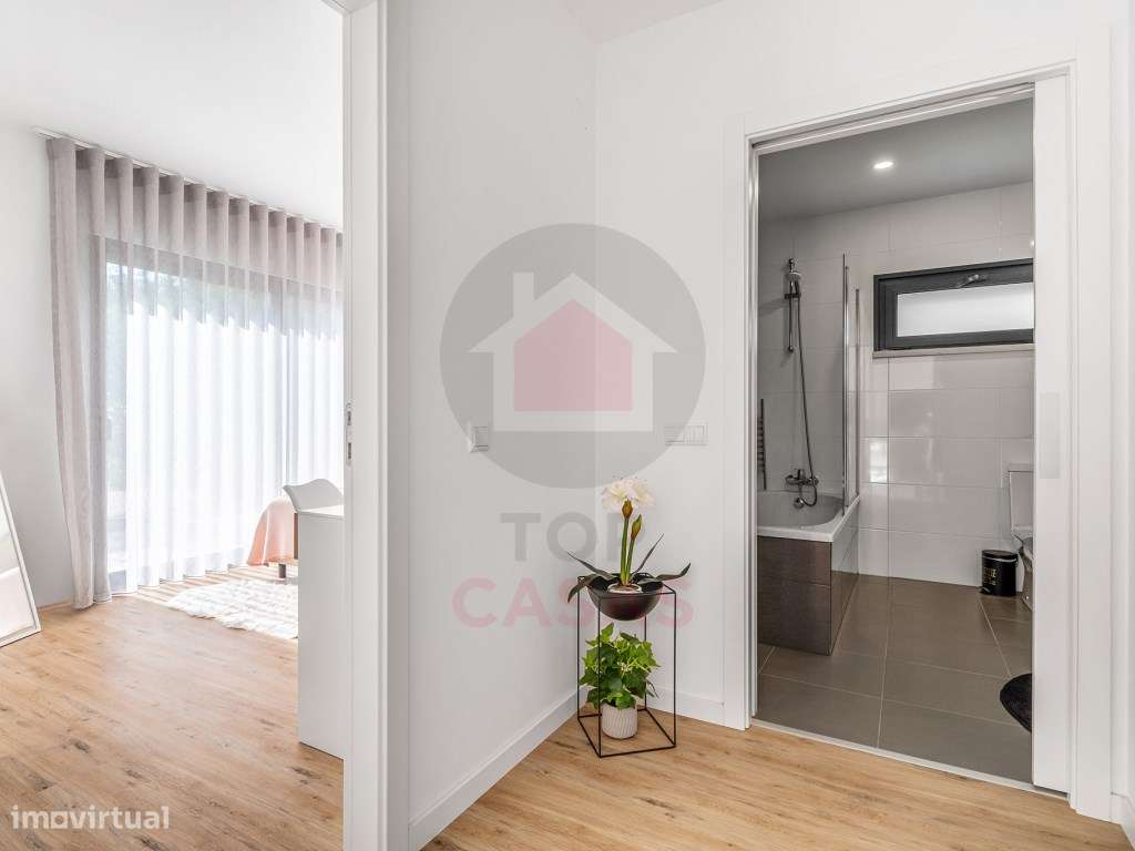 Moradia Contemporânea no Nadadouro com Piscina Aquecida, Bungalow I...-14