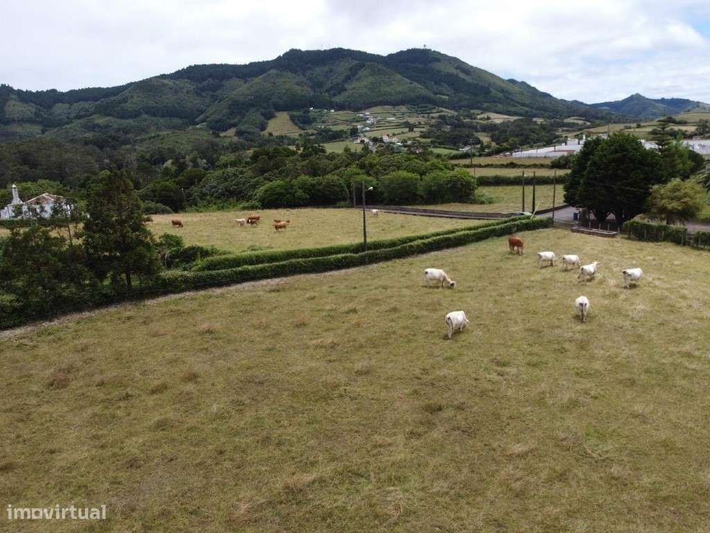Terreno em Covões, São Pedro, Vila do Porto - Santa Maria - Grande imagem: 5/21