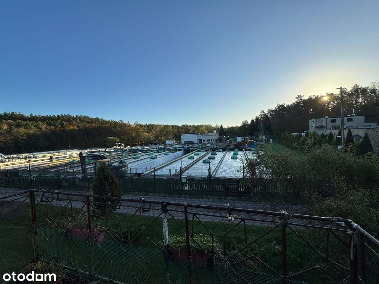 Dwupokojowe/ garaż/ piwnica/ pom. gospodarcze/ dwa ogródki/ natura!-16