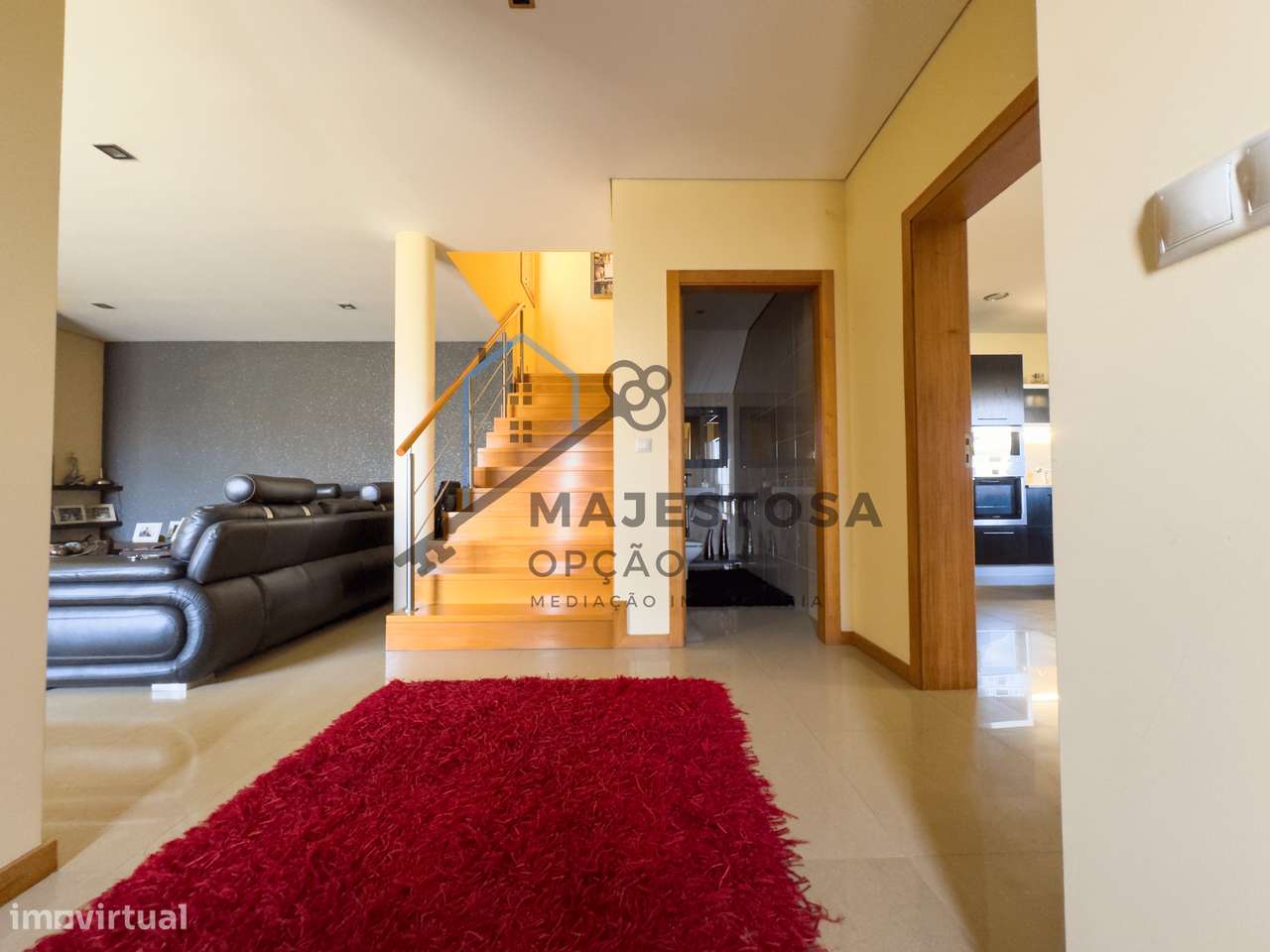 Moradia Isolada com Jardim —Abelheira, Viana do Castelo-5