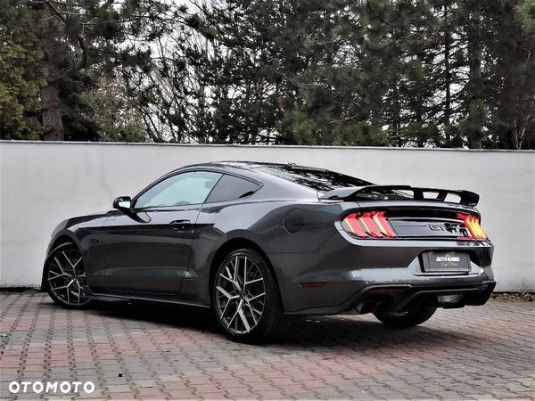 Ford Mustang 5.0 V8 GT - 4