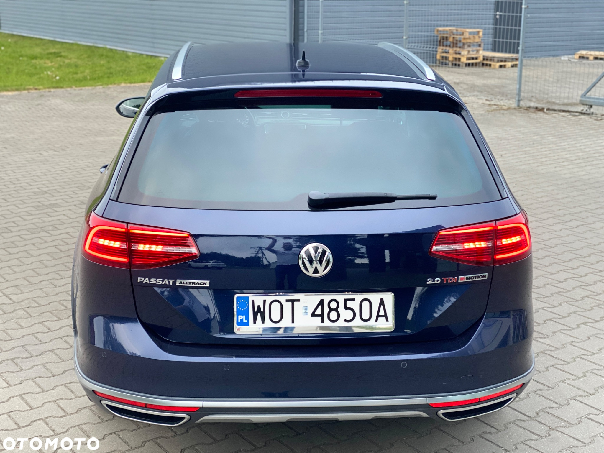 Volkswagen Passat Alltrack 2.0 TDI SCR 4Motion DSG (BMT) - 9