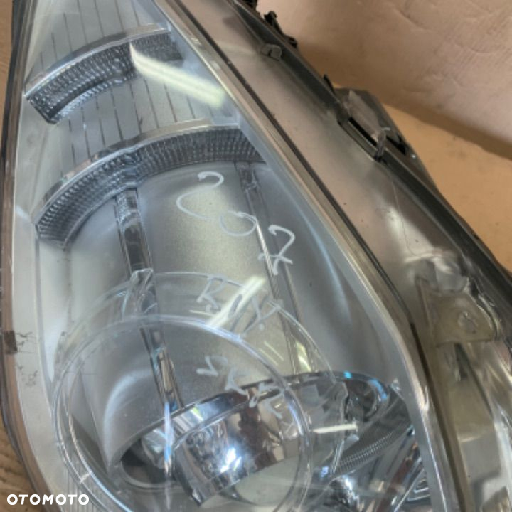 MERCEDES E 207 lampa prawa skrętna bixenon uszkodzona ils - 2