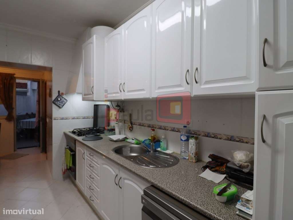 MORADIA CENTRO MONTIJO-35