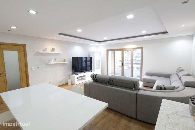 Vendo T3 nas colinas do cruzeiro - Grande imagem: 5/12