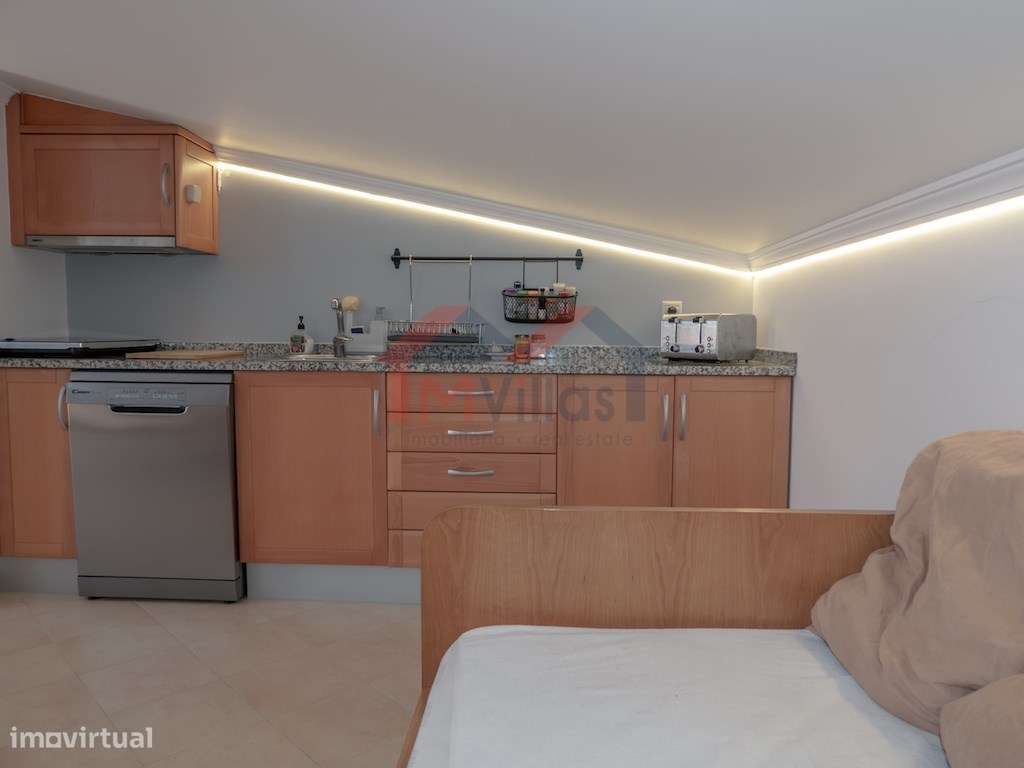 Apartamento T4 dúplex com vista mar, piscina e garagem, perto da pr...-19