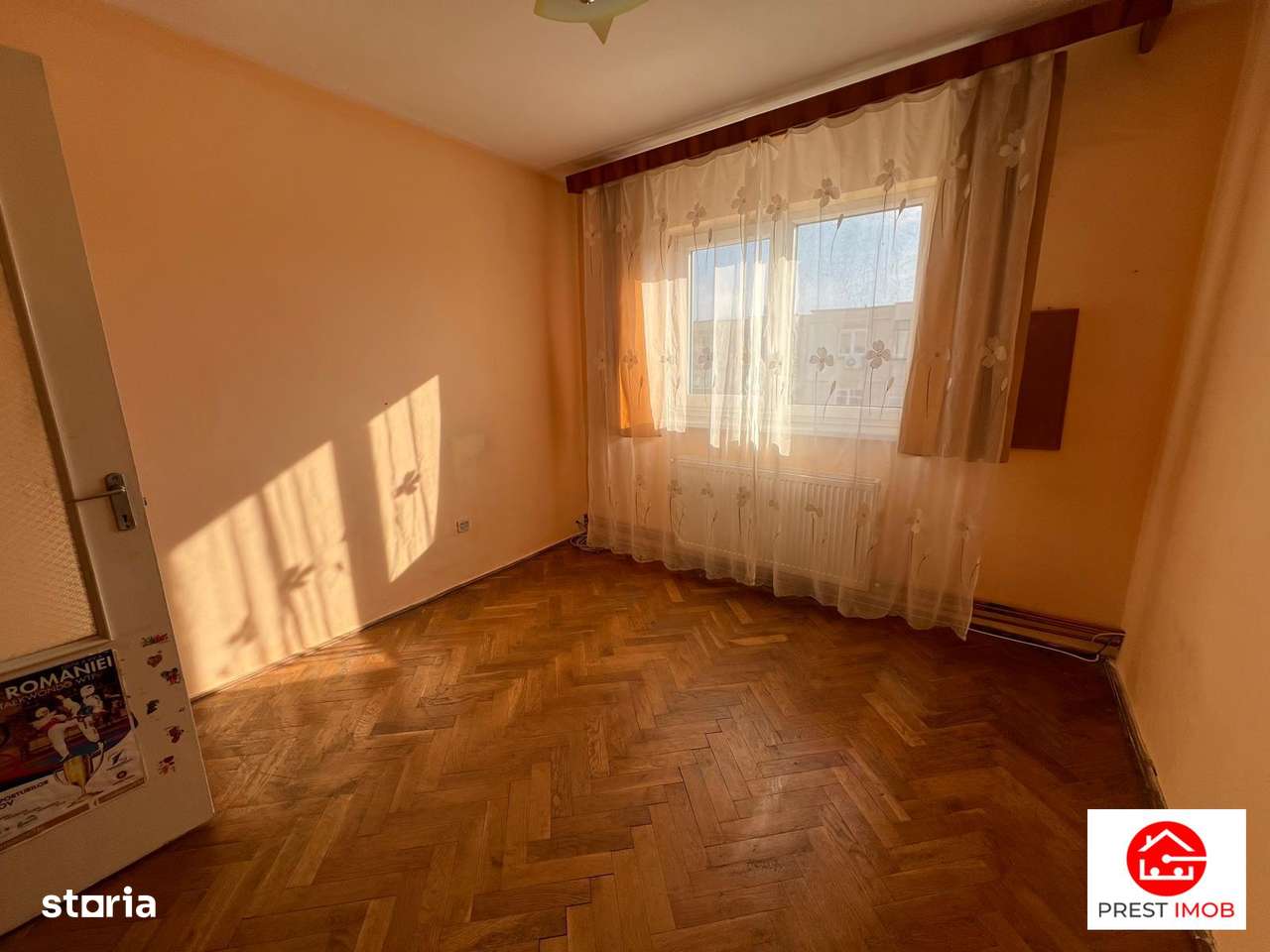 Apartament cu 4 camere de vânzare in Dambu - Imagine principală: 3/9