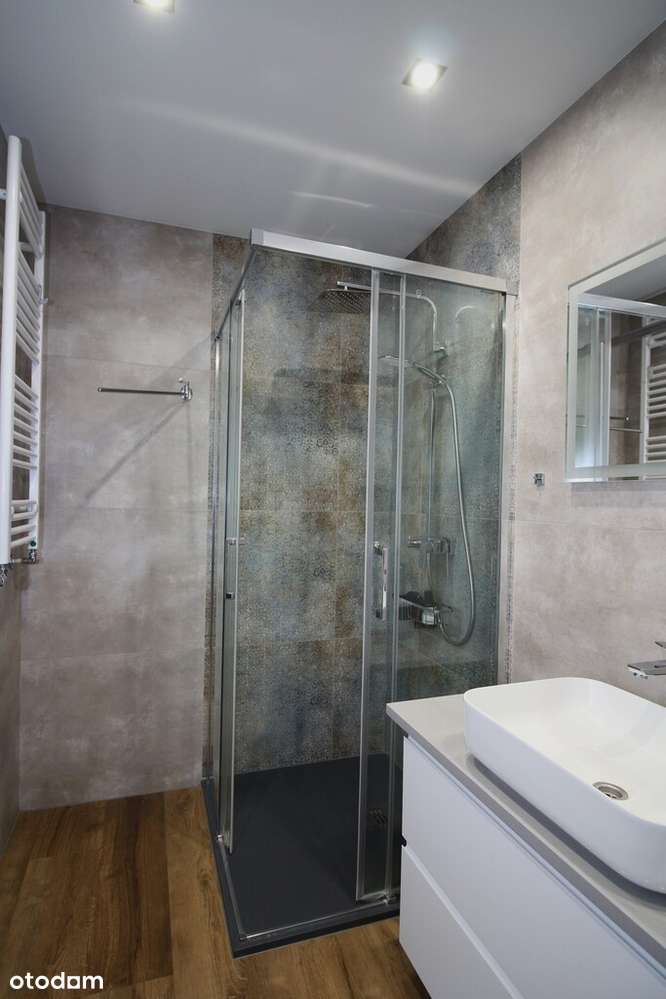 Nowoczesne mieszkanie w luksusowym apartamentowcu-5