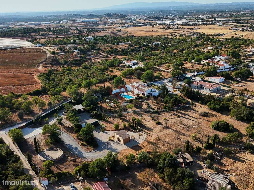 Excecional Villa no Algarve com Piscina & Negócio de Aluguer Compro...-48